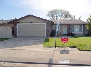 1760 Olivewood Ave, Manteca, CA 95336