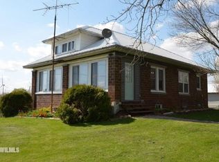 8330 N Waddams Grv, Lena, IL 61048