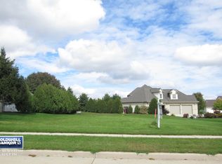 Veranda Ct, Manitowoc, WI 54220