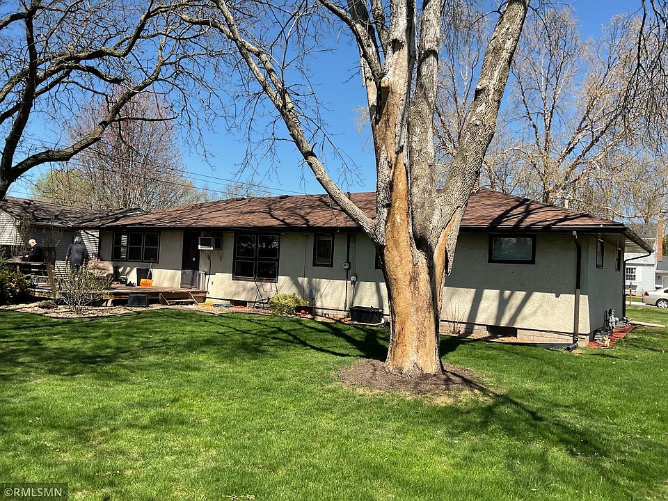 1st image of 1398 Sophia Ave E