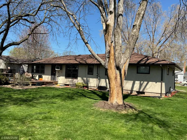 1398 Sophia Ave E, Maplewood, MN 55109