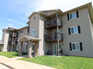 7930 Commerce Park UNIT 203, Dubuque, IA 52002