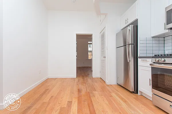 Rented by MySpaceNYC | media 34