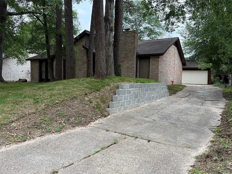 3206 Cascade Creek Dr — Photo 3