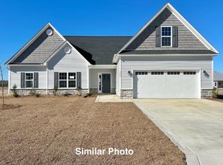 100 Sloth Ln, Jacksonville, NC 28546