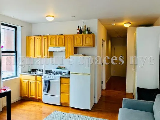 Rented by Signature Spaces NYC Corp | media 19