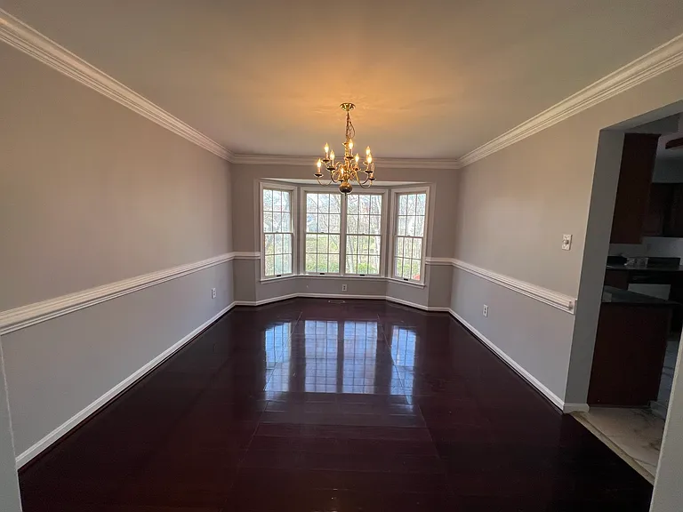 6910 Raven Ln — Photo 2