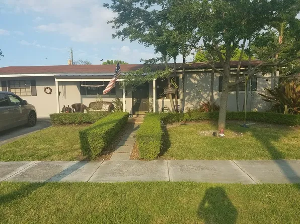 2321 SW 128th Ct, Miami, FL 33175