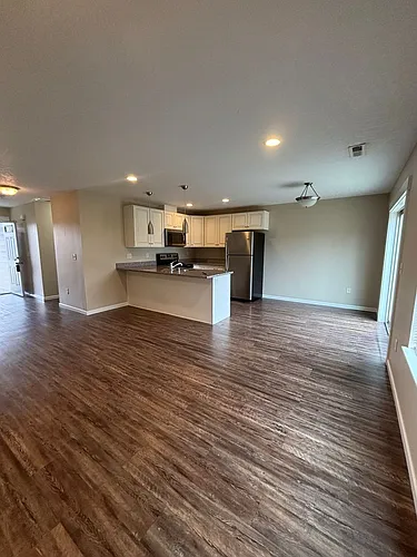 10415-10417 E Maxwell Ln Photo 1