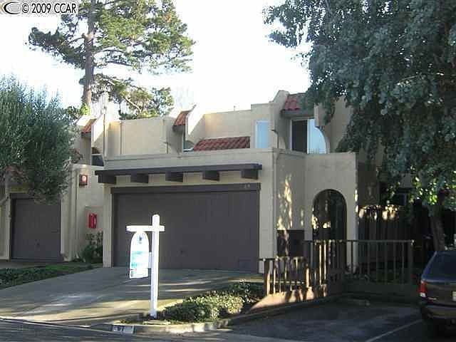 1st image of 67 Villa Dr