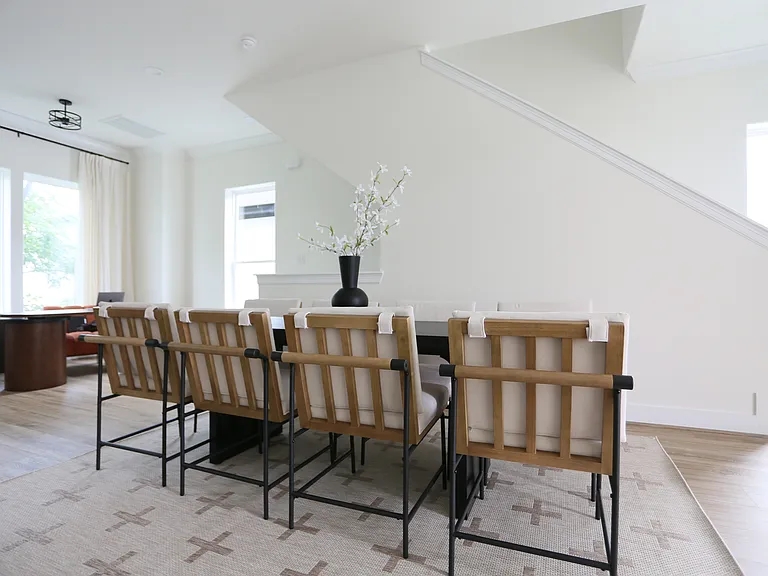 2107 Saint Charles St — Photo 13
