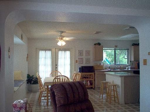 4th image of 10907 HAMLEN PARK DR