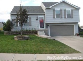15409 Clay St, Bennington, NE 68007