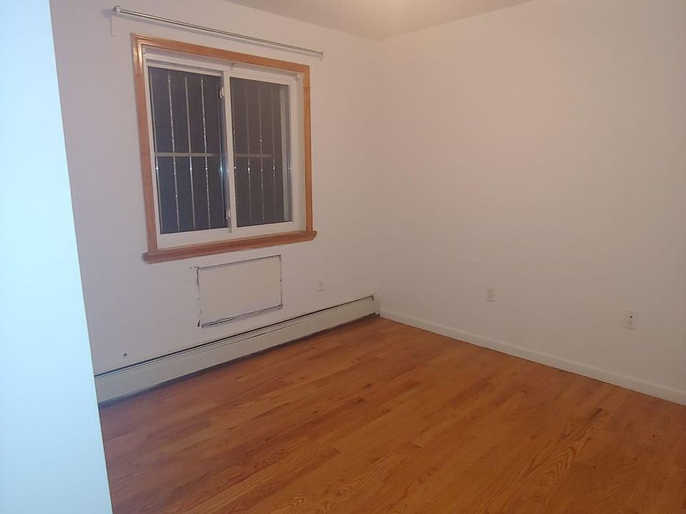 1st image of 1118 127th St #1