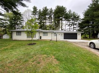 14985 N Bass Lk, Marshall, IL 62441