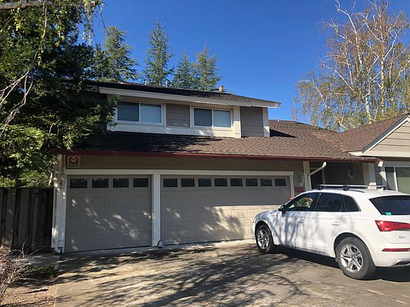 2nd image of 2551 Lavender Dr