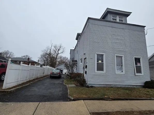 1696 Winfield St, Rahway, NJ