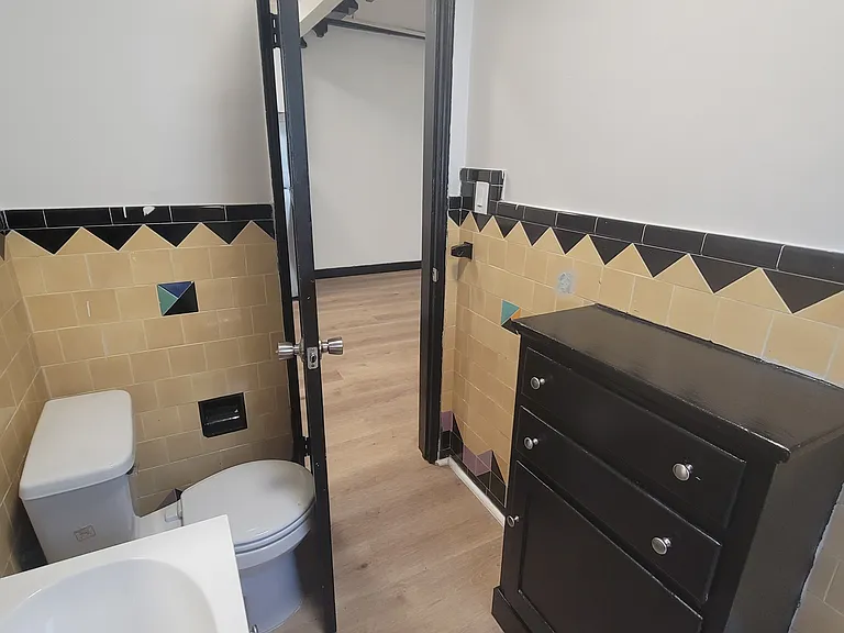 4151 3rd Ave #3 — Photo 8