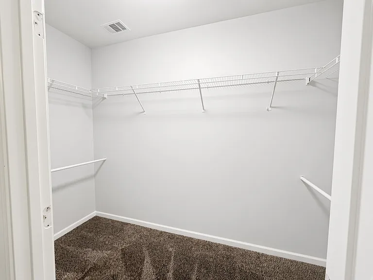 204 Audrey Dr — Photo 12