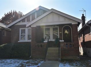 6450 Hoffman Ave, Saint Louis, MO 63139