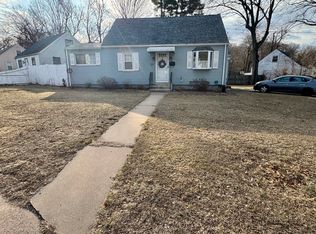 114 Middle Tpke W, Manchester, CT 06040