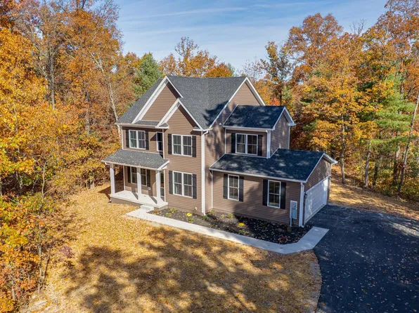 583 Basin Dr, Inwood, WV 25428