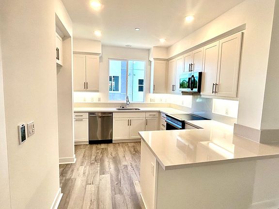 4th image of 10002 Central Ave #22