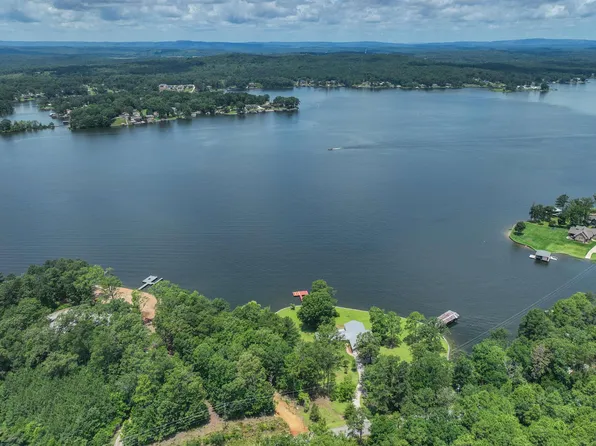 1744 Constellation Dr, Alpine, AL 35014