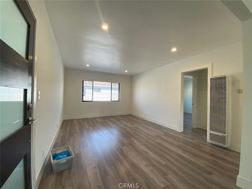 Building Photo - 16915 Yukon Ave #6