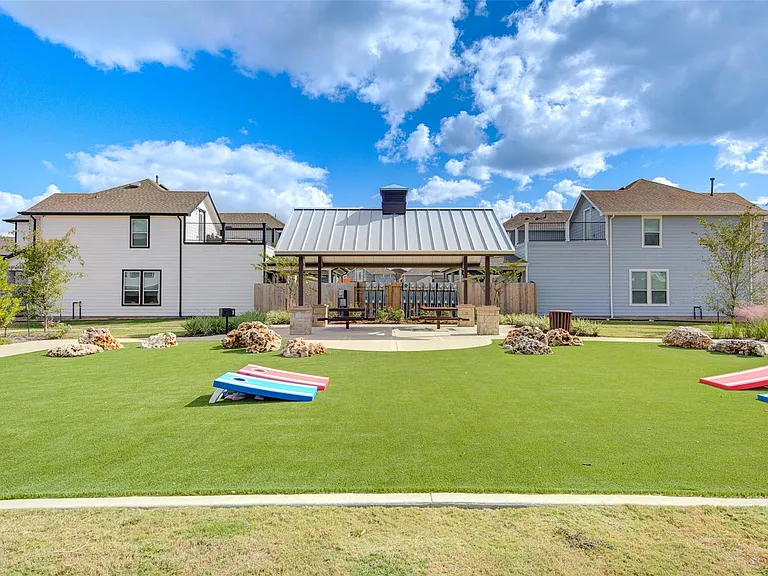 10329 Harmon Smith Dr — Photo 3