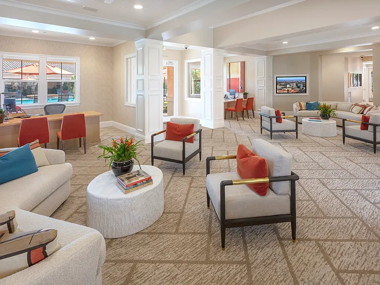 Oak Glen Apartment Homes — Photo 13