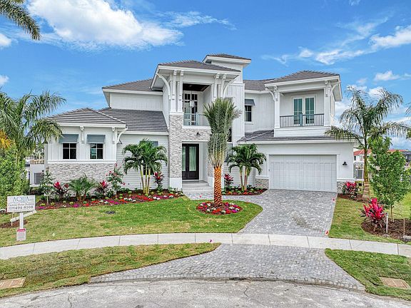2nd image of 214 Grapewood Ct