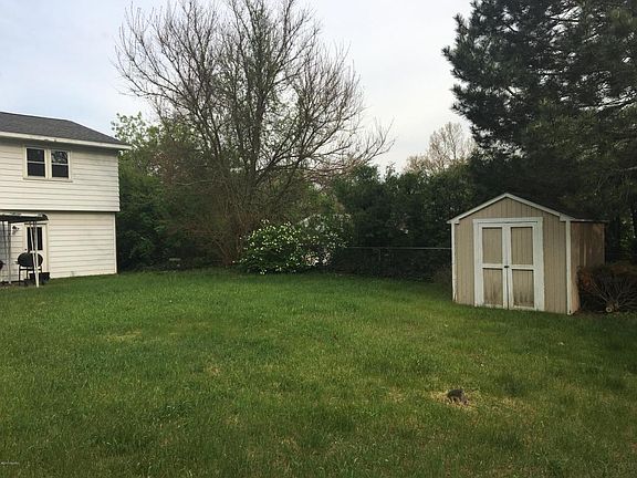 4th image of 3447 Williamson Ave NE
