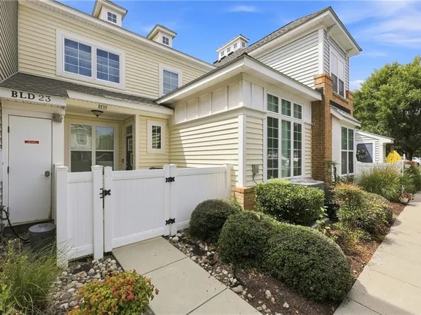 8135 Captains Way, Norfolk, VA 23518