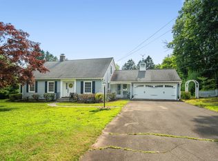 183 Three Mile Hill Rd, Middlebury, CT 06762