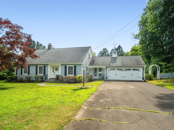 183 Three Mile Hill Road, Middlebury, CT 06762