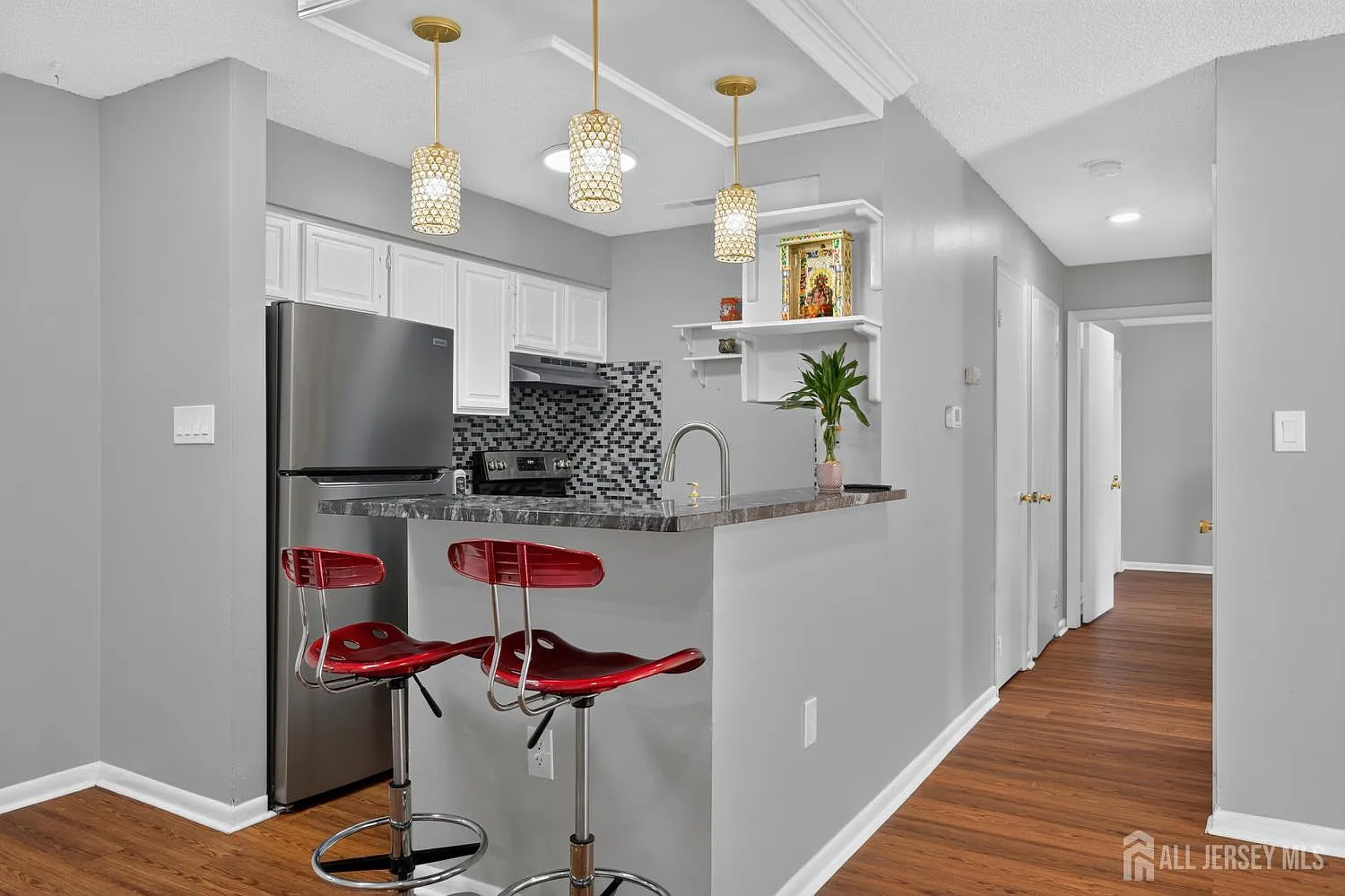 2 bed, 2.0 bath, $2,250 — Photo 3