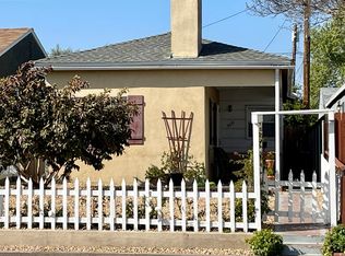 3011 W Chandler Blvd, Burbank, CA 91505