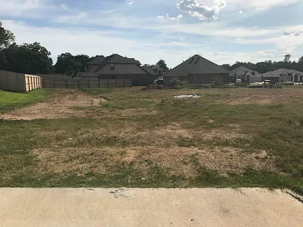 1840 Basin Trl, Brenham, TX 77833