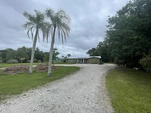 6404 Oleander Ave Photo 1