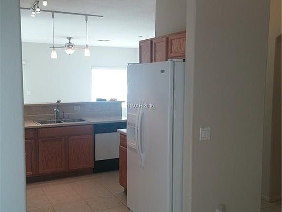 2nd image of 6409 Stone Dry Ave Unit 103