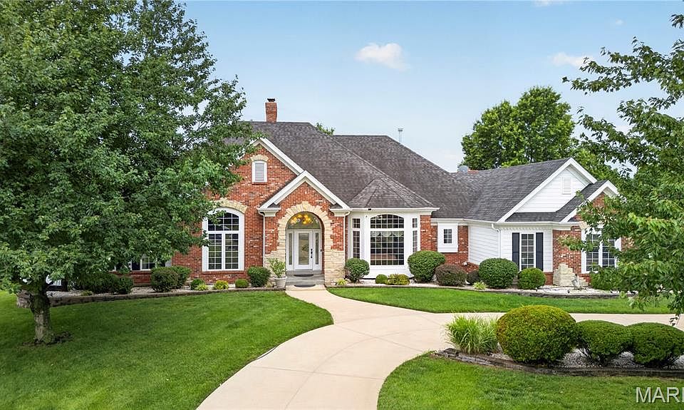 1st image of 2325 Sterling Pointe Dr