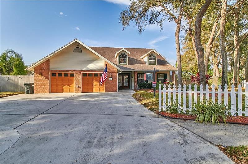 1st image of 1401 Crestwood Ct N