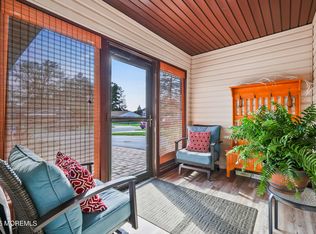 149 Idlewild Ln, Matawan, NJ 07747