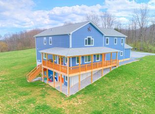7646 Cedar Grove Ln, Fairlawn, VA 24141