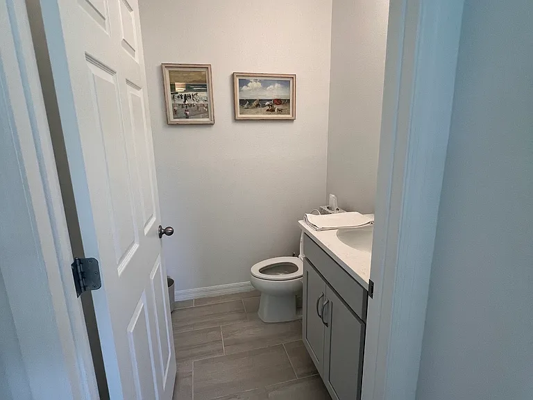 266 Thompson Village Ave — Photo 12