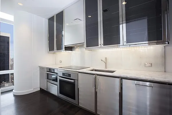 Rented by Jade Stone Real Estate Consulting | media 36