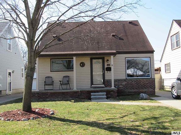 2nd image of 28563 Rush Ave