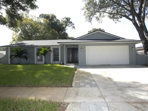 8120 Norwood Rd, Seminole, FL 33777