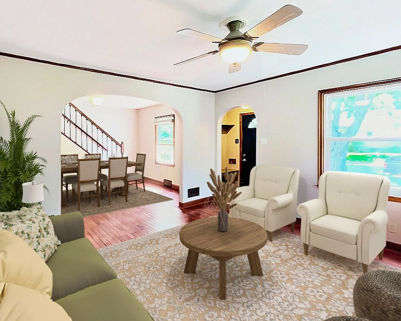 Charming Single Family Home - Hardwood Floors - Large Detached Garage - Fenced-In Backyard — Photo 1